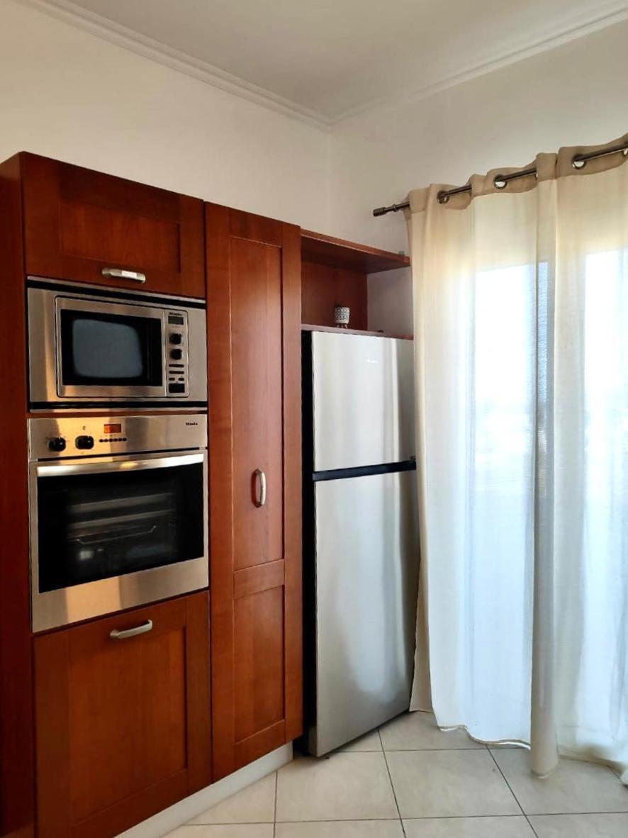 Theasis Apartments Adamantas Exterior photo